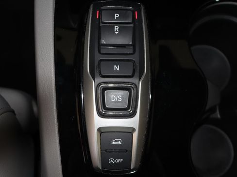 Used 2022 Honda Pilot Elite image 34