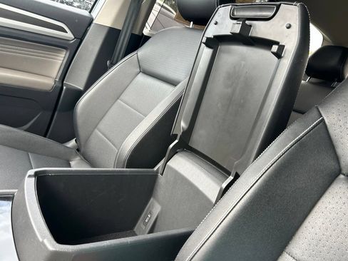 Used 2023 Volkswagen Atlas SE w/ Black Wheel Package FWD image 38