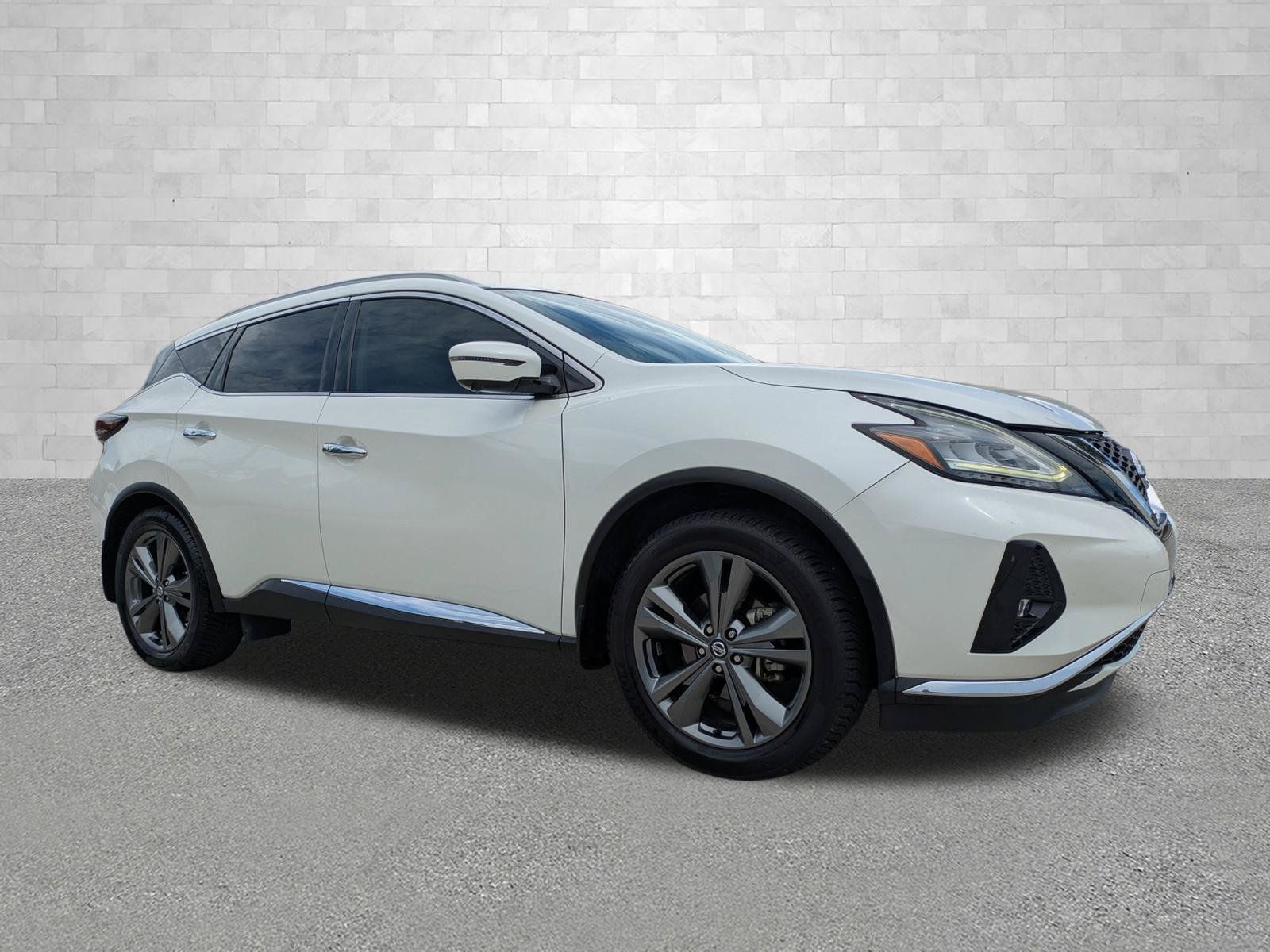 Used 2019 Nissan Murano Platinum FWD image 1