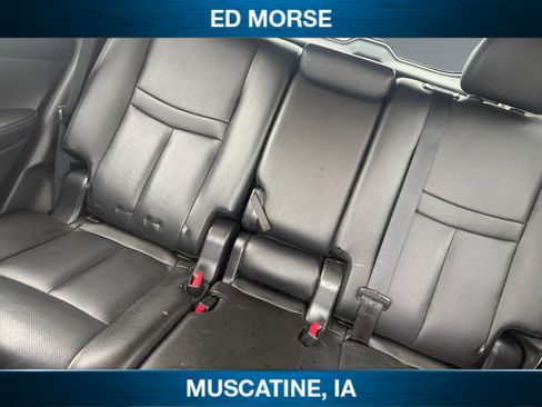 Used 2019 Nissan Rogue SL FWD image 17