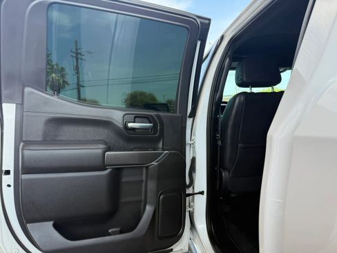 Used 2021 GMC Sierra 1500 AT4 w/ AT4 Preferred Package AWD/4WD image 33