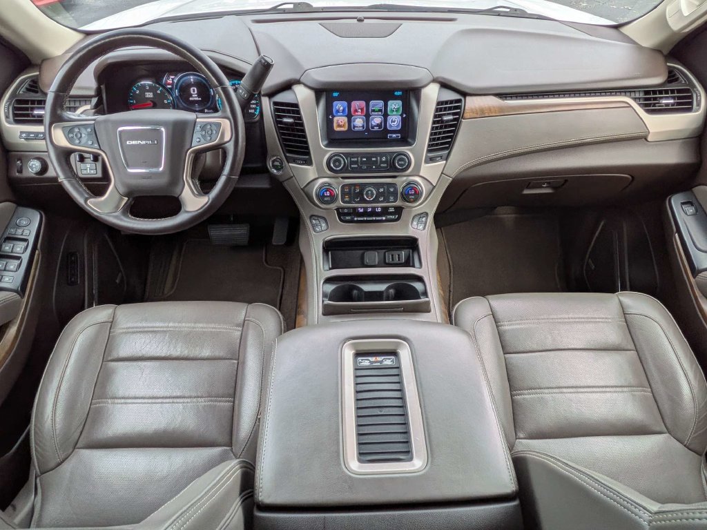 Used 2019 GMC Yukon XL Denali w/ Enhanced Security Package RWD image 14