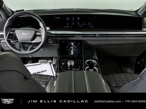 Certified 2025 Cadillac Escalade V AWD/4WD image 20