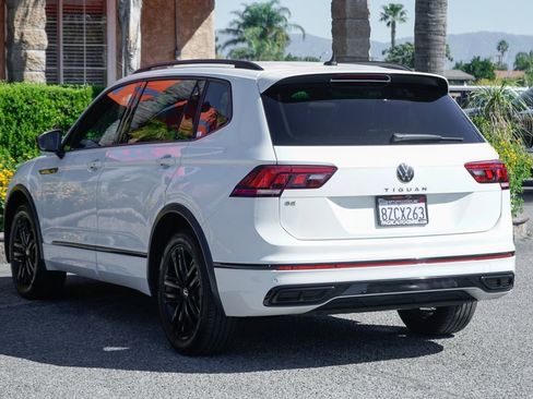 Used 2022 Volkswagen Tiguan SE R-Line image 6