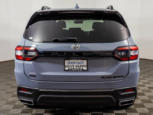 Used 2025 Honda Pilot Black Edition image 21