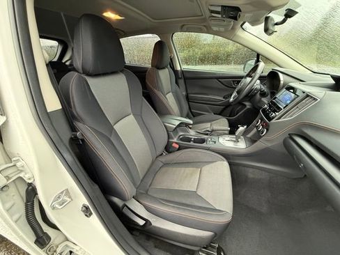 Used 2023 Subaru Crosstrek 2.0i Premium image 9