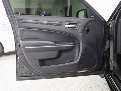 Used 2022 Chrysler 300 S w/ Comfort Group RWD image 33