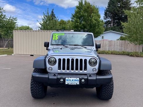 Used 2015 Jeep Wrangler Unlimited Sport w/ Quick Order Package 24S AWD/4WD image 2