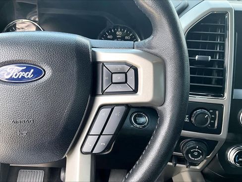 Used 2020 Ford F150 Lariat w/ Equipment Group 502A Luxury AWD/4WD image 23
