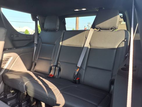 Used 2024 Chevrolet Tahoe LT RWD image 20