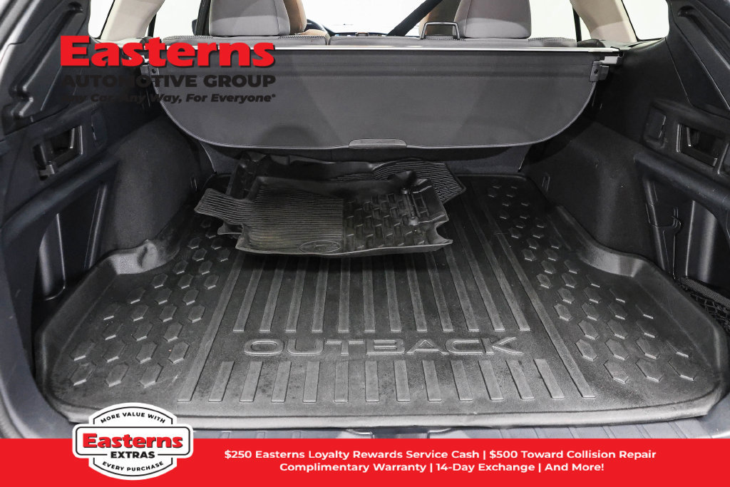 Used 2022 Subaru Outback Premium AWD/4WD image 10