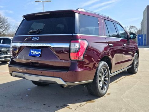 Used 2021 Ford Expedition Limited image 4