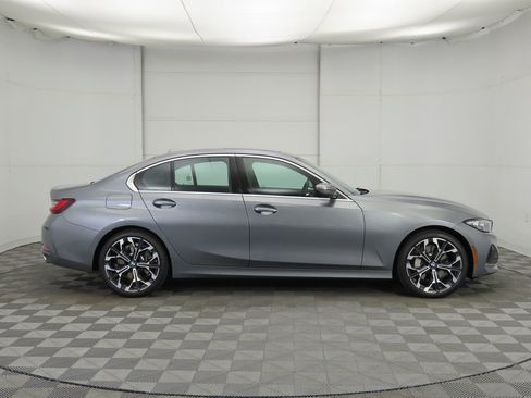 New 2026 BMW 330i Sedan w/ Convenience Package image 4