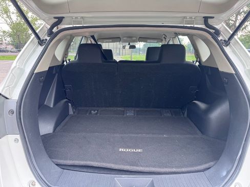 Used 2015 Nissan Rogue Select S FWD image 9