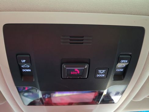 Used 2021 Lexus ES 350 w/ Premium Package image 22