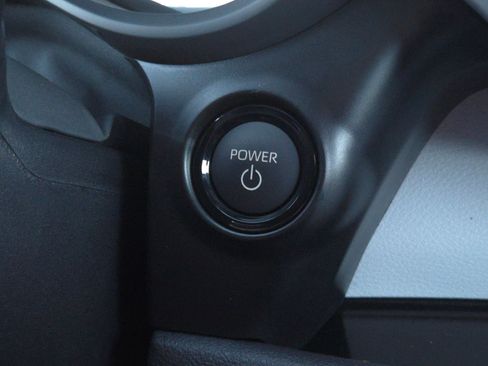 Certified 2026 Toyota Sienna XLE FWD image 20