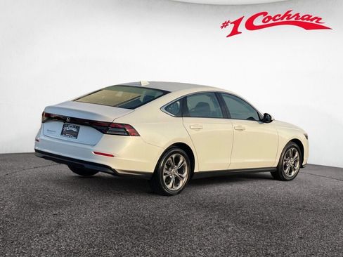 Used 2024 Honda Accord EX image 27