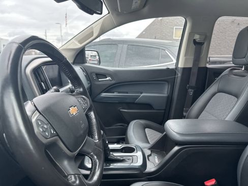 Used 2020 Chevrolet Colorado Z71 image 30