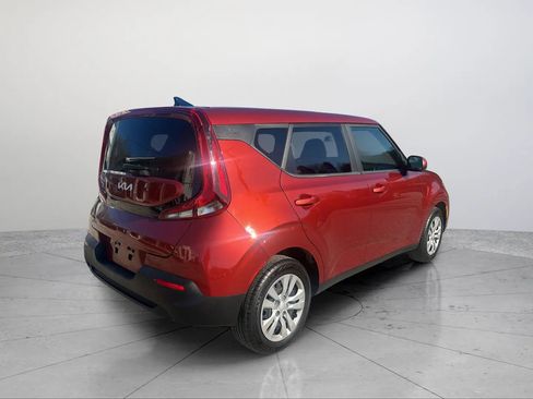 Used 2022 Kia Soul LX FWD image 13