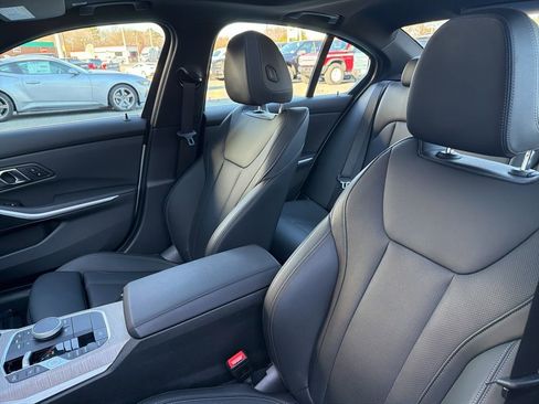 Used 2025 BMW 330i xDrive Sedan image 15