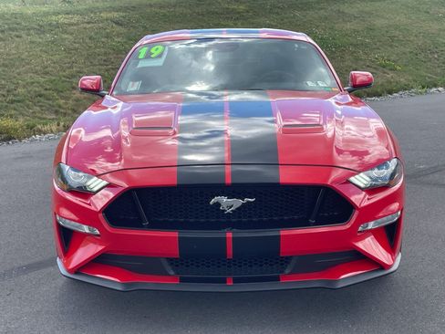 Used 2019 Ford Mustang GT Premium w/ Equipment Group 401A RWD image 9