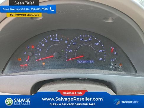 Used 2011 Toyota Camry LE FWD image 12
