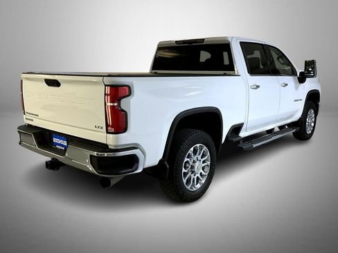 Certified 2024 Chevrolet Silverado 2500 LTZ w/ LTZ Premium Package AWD/4WD image 5