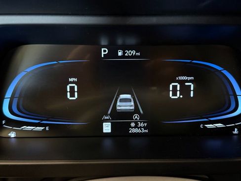 Used 2024 Hyundai Elantra SE image 10