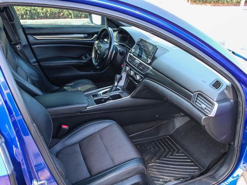 Certified 2020 Honda Accord Sport image 18