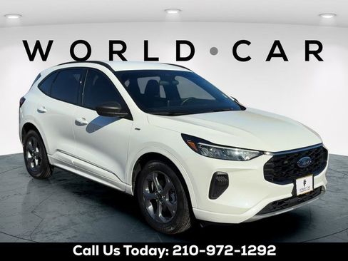 Used 2024 Ford Escape ST-Line w/ Equipment Group 301A FWD image 1