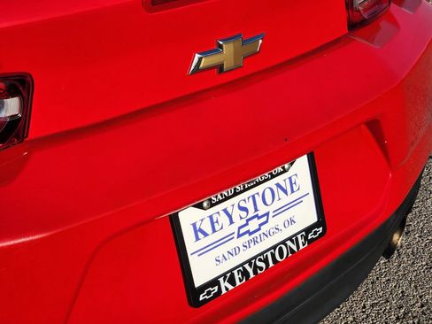 Used 2023 Chevrolet Camaro LT image 11