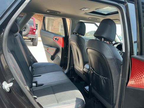 Used 2023 Kia Soul GT-Line FWD image 21