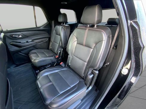 Used 2023 Chevrolet Traverse RS AWD/4WD image 20