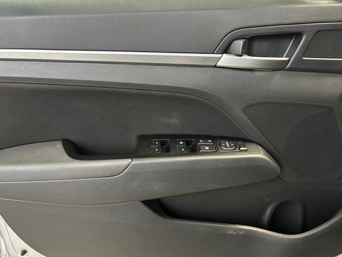 Used 2020 Hyundai Elantra Value Edition w/ Cargo Package (C1) image 22