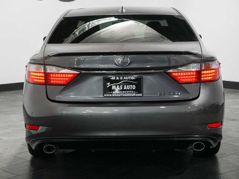 Used 2015 Lexus ES 350 w/ Premium Package FWD image 4