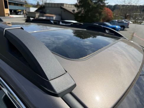 Used 2023 Subaru Outback Limited image 5