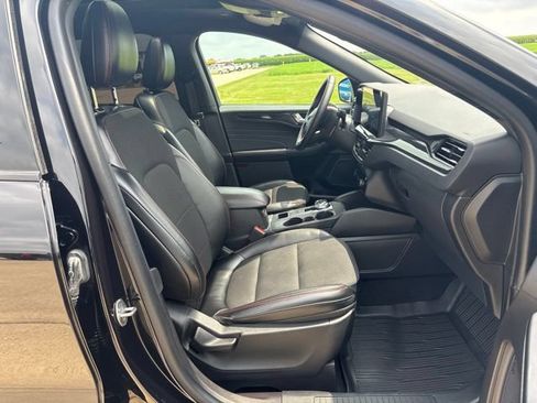 Used 2024 Ford Escape ST-Line w/ Tech Pack #1 AWD/4WD image 21