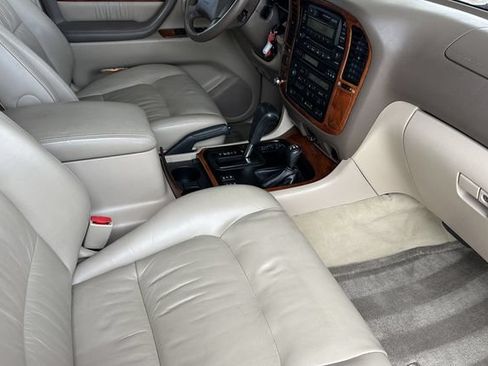 Used 1998 Lexus LX 470 4WD image 18