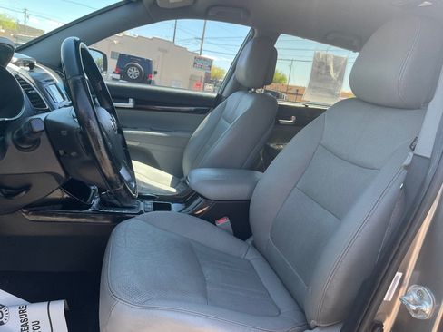 Used 2015 Kia Sorento LX FWD image 23