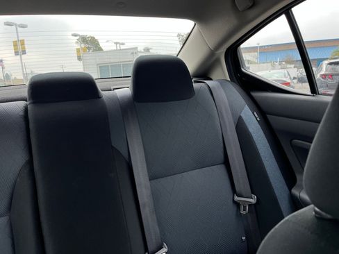 Used 2025 Nissan Versa SV image 37