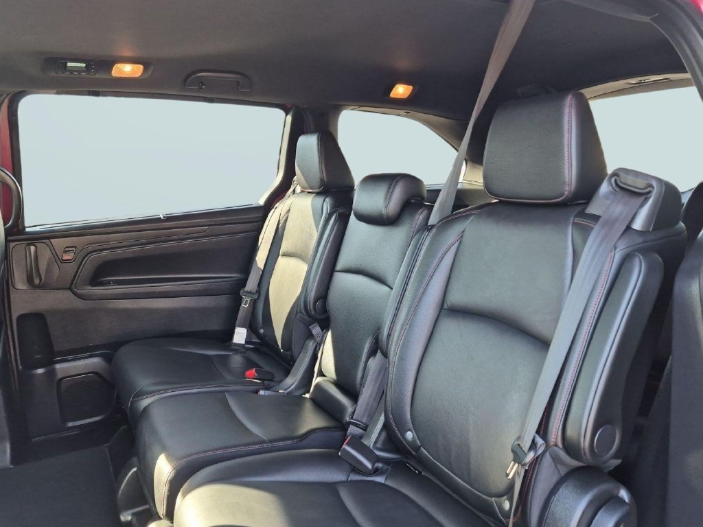 Used 2025 Honda Odyssey Sport-L image 21