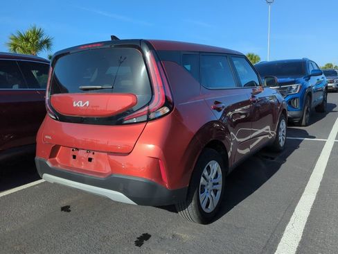 Certified 2023 Kia Soul LX image 9