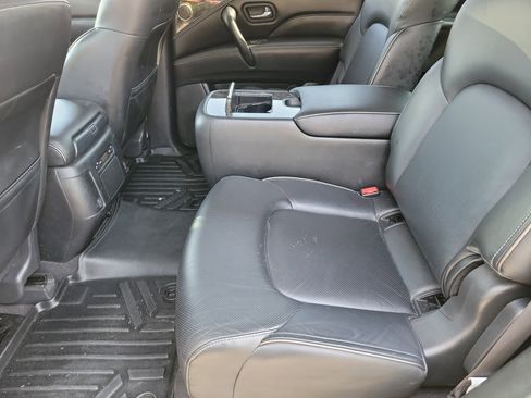 Used 2020 INFINITI QX80 Luxe w/ Proassist Package image 6