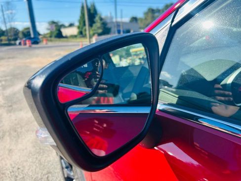 Used 2019 Mitsubishi Eclipse Cross LE image 16