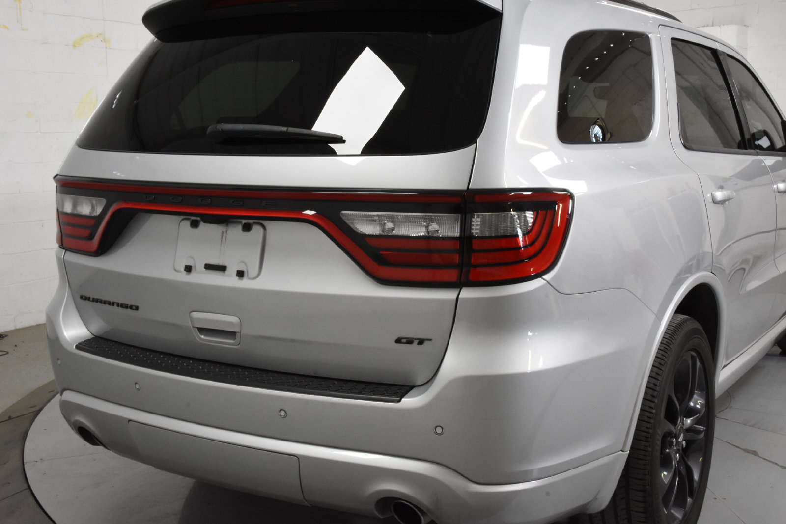 Used 2025 Dodge Durango GT w/ Blacktop Package RWD image 3