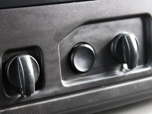 Used 2014 Ford E-350 and Econoline 350 Super Duty w/ Power Windows & Locks Group image 29