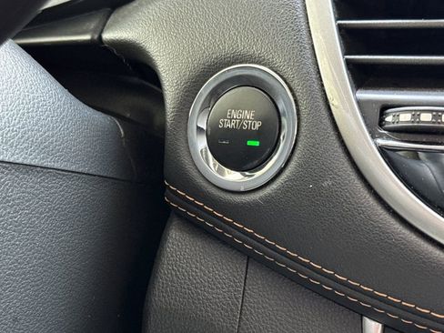 Used 2018 Chevrolet Trax LT w/ LT Convenience Package image 31