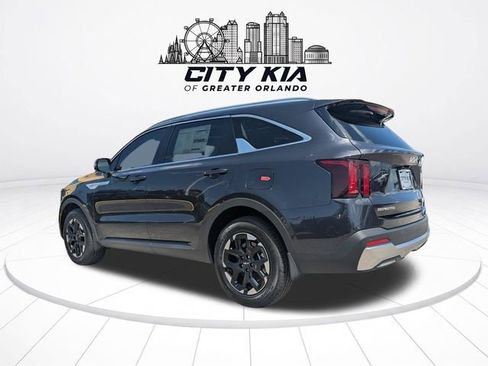 New 2026 Kia Sorento S FWD image 3