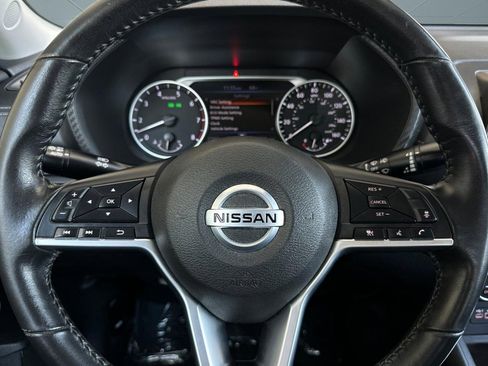 Used 2021 Nissan Sentra SV FWD image 15