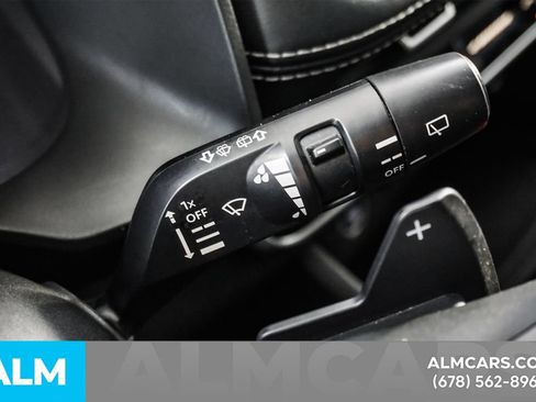 Used 2023 Nissan Rogue SV FWD image 29